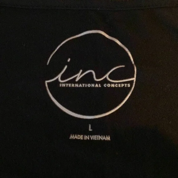 INC black t-shirt tunic with peekaboo v-neck. Sz L - Picture 4 of 6